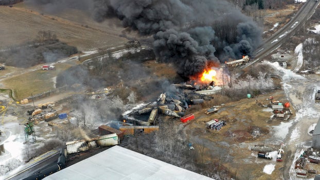 evacuations-urged-in-ohio-town-as-train-wreck-smolders-american-press