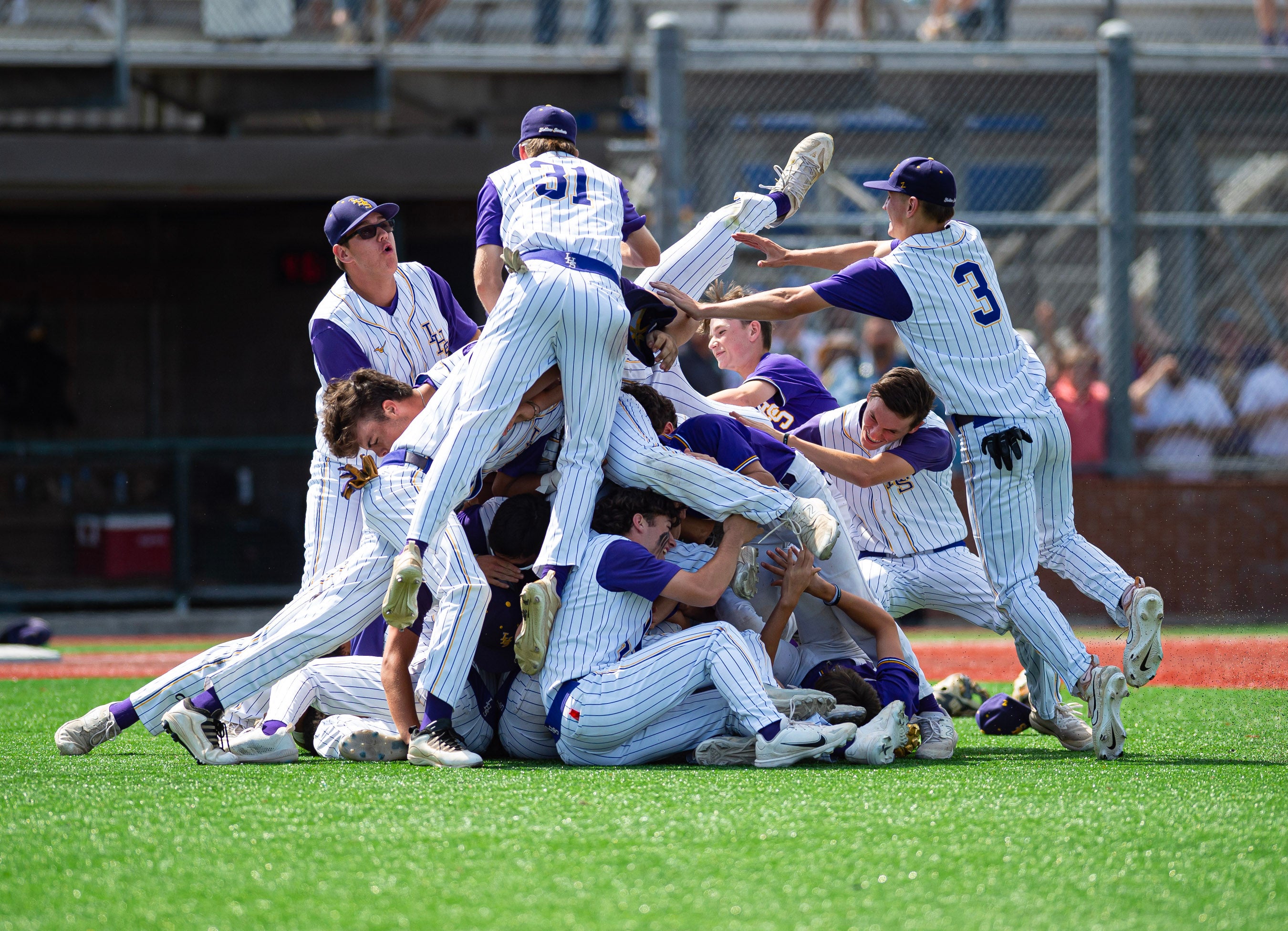 A look back in photos: Barbe's come-from-behind win in nonselect Div. I  state championship game - American Press